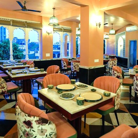Dev Mahal - A Boutique Heritage Hotel Dzsaipur Kültér fotó
