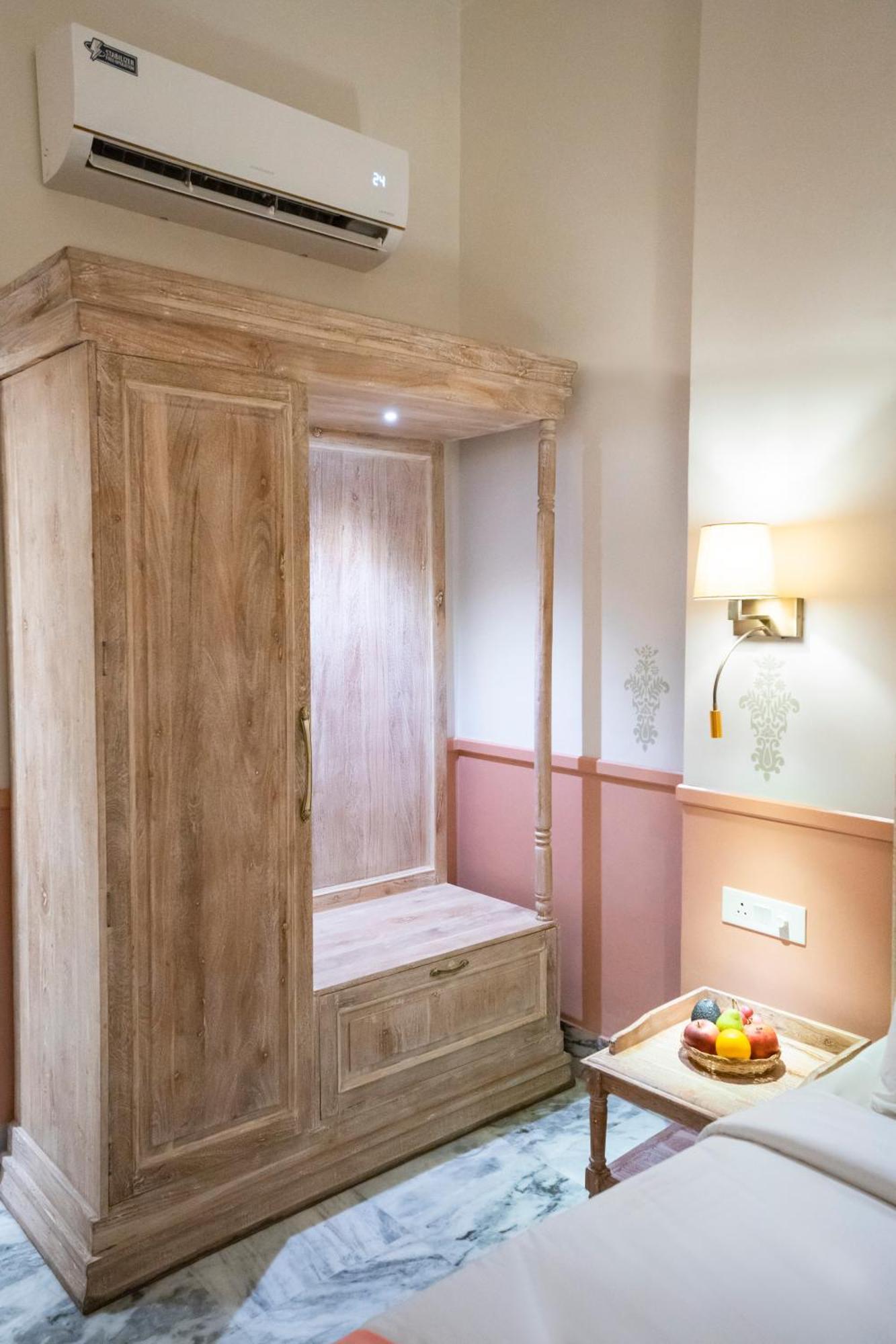 Dev Mahal - A Boutique Heritage Hotel Dzsaipur Kültér fotó