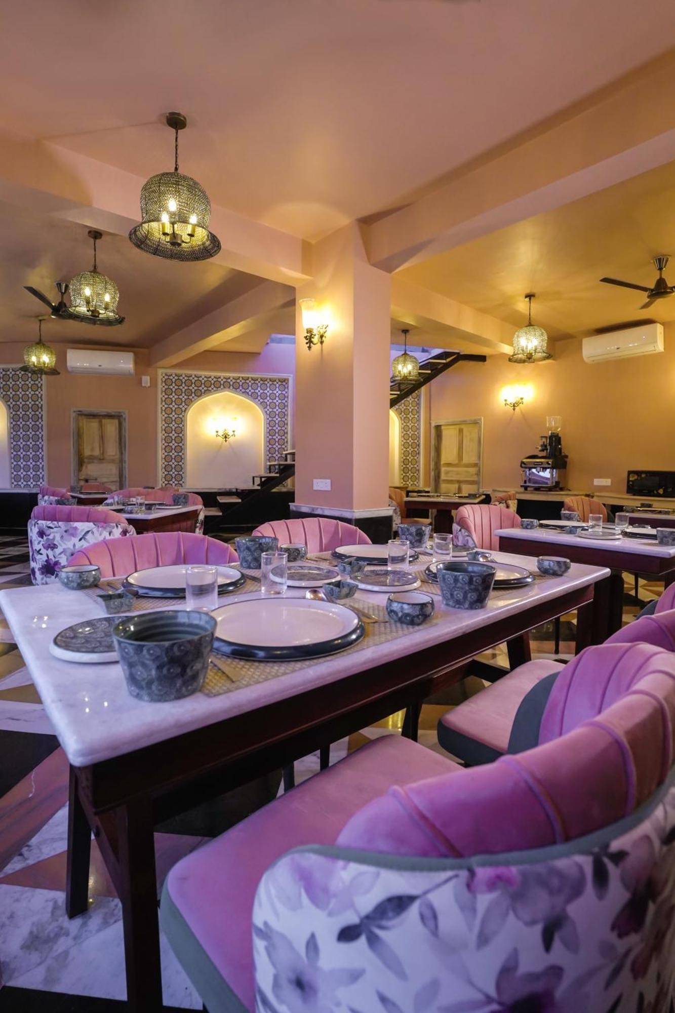 Dev Mahal - A Boutique Heritage Hotel Dzsaipur Kültér fotó